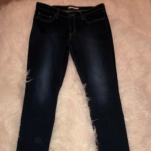 Dark blue Levi’s jeans size 31